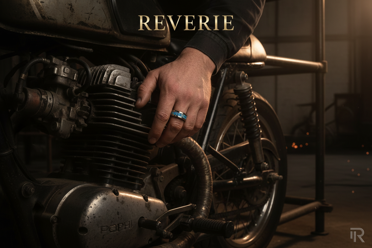 Tungsten ring banner - man wearing Reverie ring